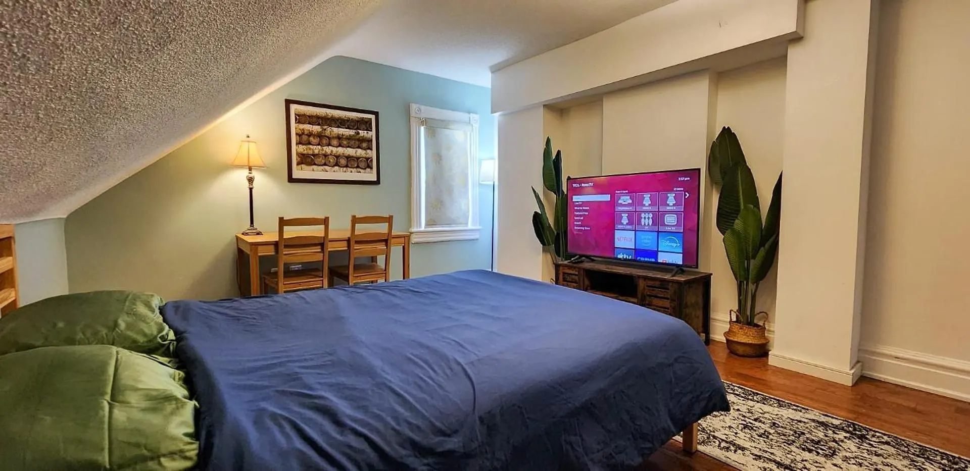 Habitación en casa particular Heart Of Toronto Home